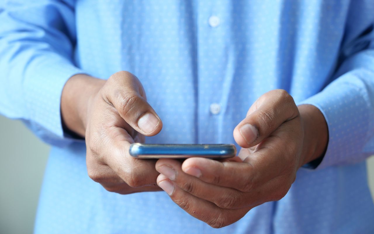 Image Boostez les ventes de votre magasin de prêt-à-porter avec le sms marketing